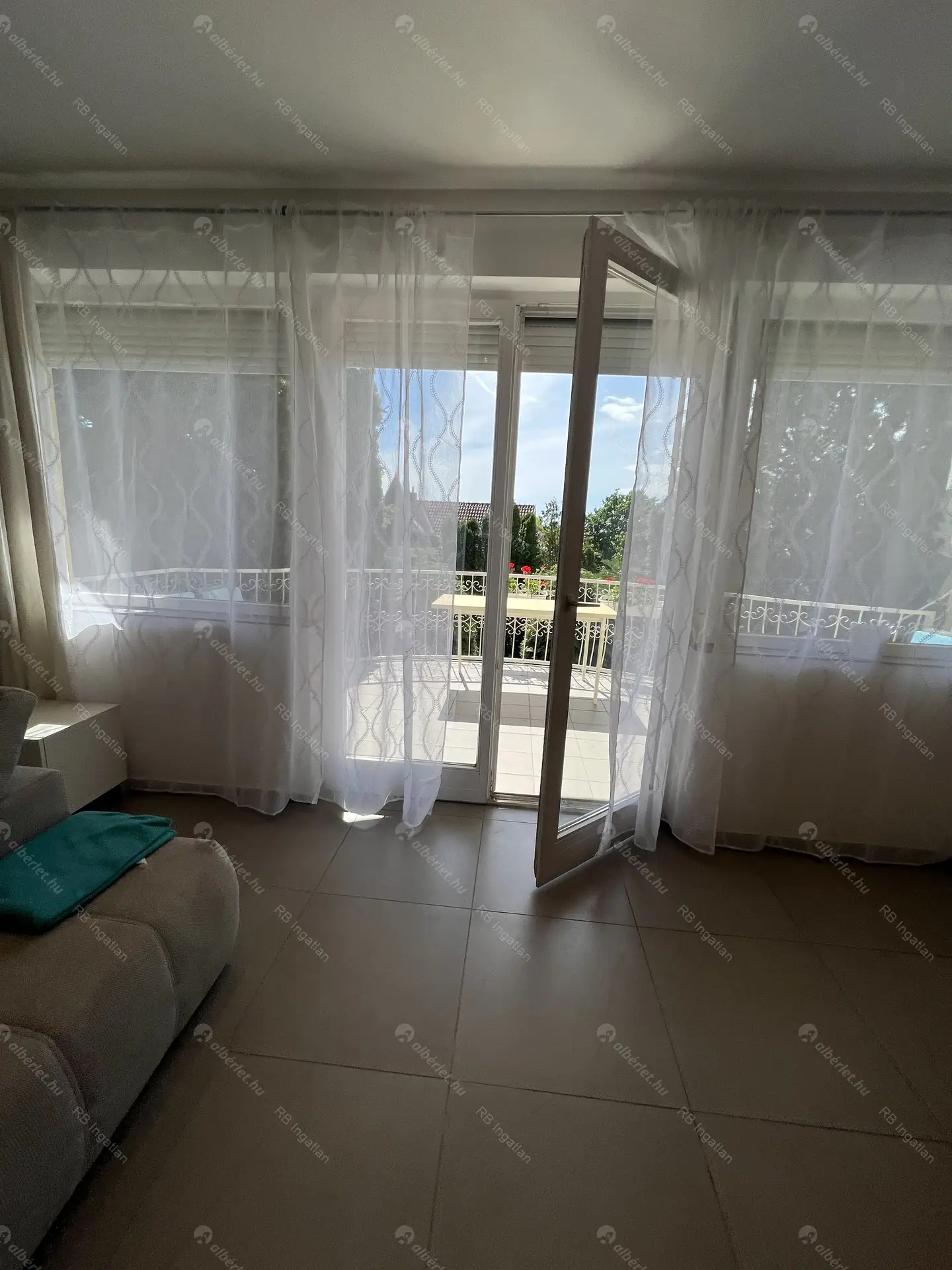 Kiadó albérlet 854000 Ft/hó áron: Budapest, II. kerület  Vihorlát utca. Mérete: 95 nm, 3 szobás | Alberlet.hu - 6317461