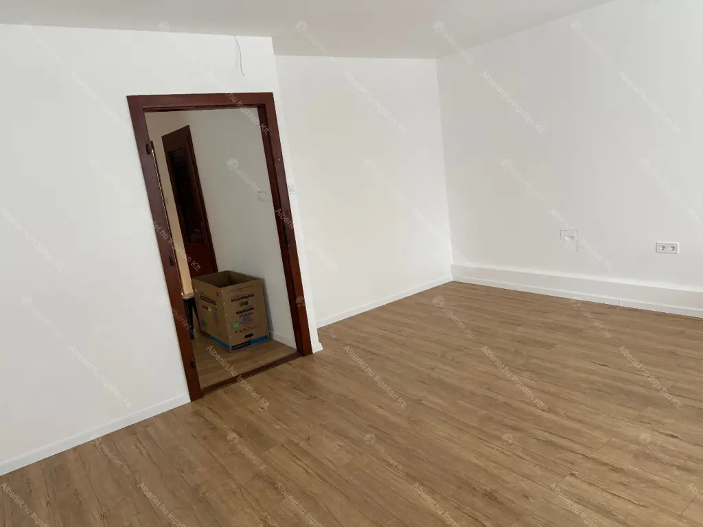 Kiadó albérlet 500000 Ft/hó áron: Budapest, II. kerület  Vöröstorony lejtő. Mérete: 100 nm, 2 szobás | Alberlet.hu - 6685205