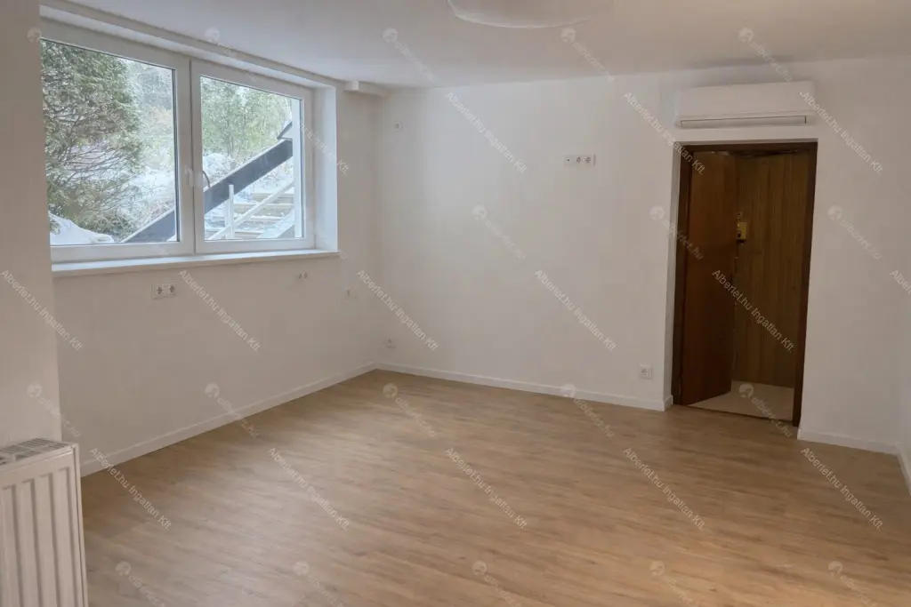 Kiadó albérlet 500000 Ft/hó áron: Budapest, II. kerület  Vöröstorony lejtő. Mérete: 100 nm, 3 szobás | Alberlet.hu - 6658822