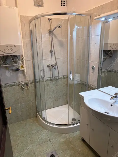 Kiadó albérlet 240000 Ft/hó áron: Budapest, II. kerület  Vöröstorony lejtő. Mérete: 38 nm, 1 szobás | Alberlet.hu - 6617663