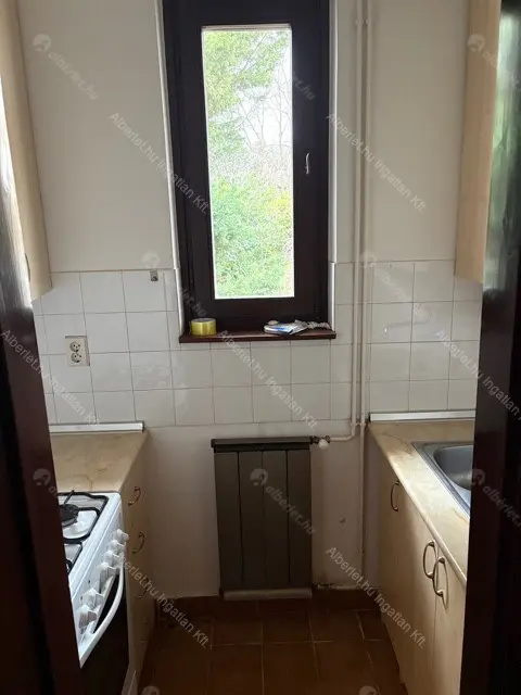 Kiadó albérlet 240000 Ft/hó áron: Budapest, II. kerület  Vöröstorony lejtő. Mérete: 38 nm, 1 szobás | Alberlet.hu - 6641551