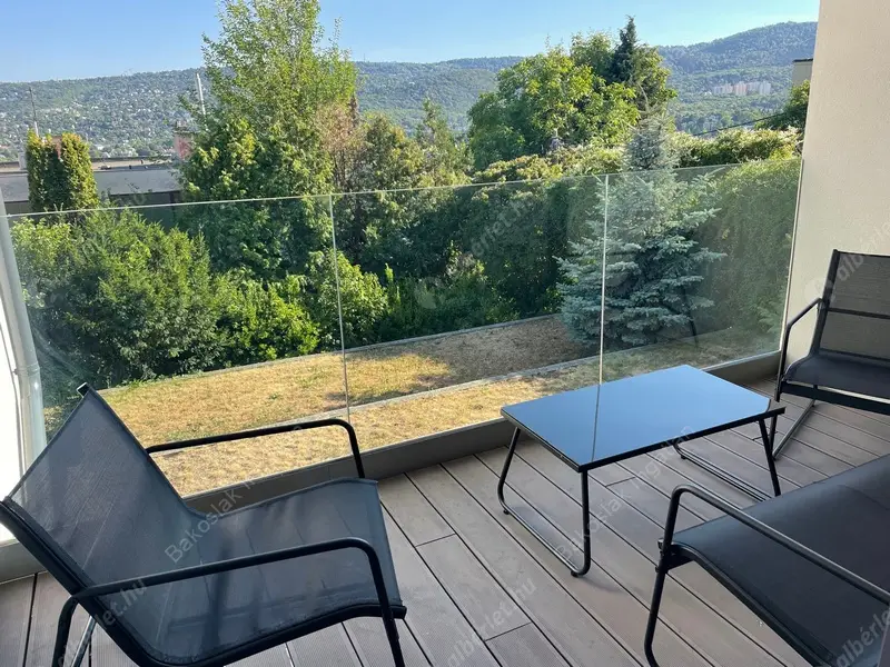 Kiadó albérlet 971000 Ft/hó áron: Budapest, II. kerület  Vöröstorony utca. Mérete: 135 nm, 4 szobás | Alberlet.hu - 6544102