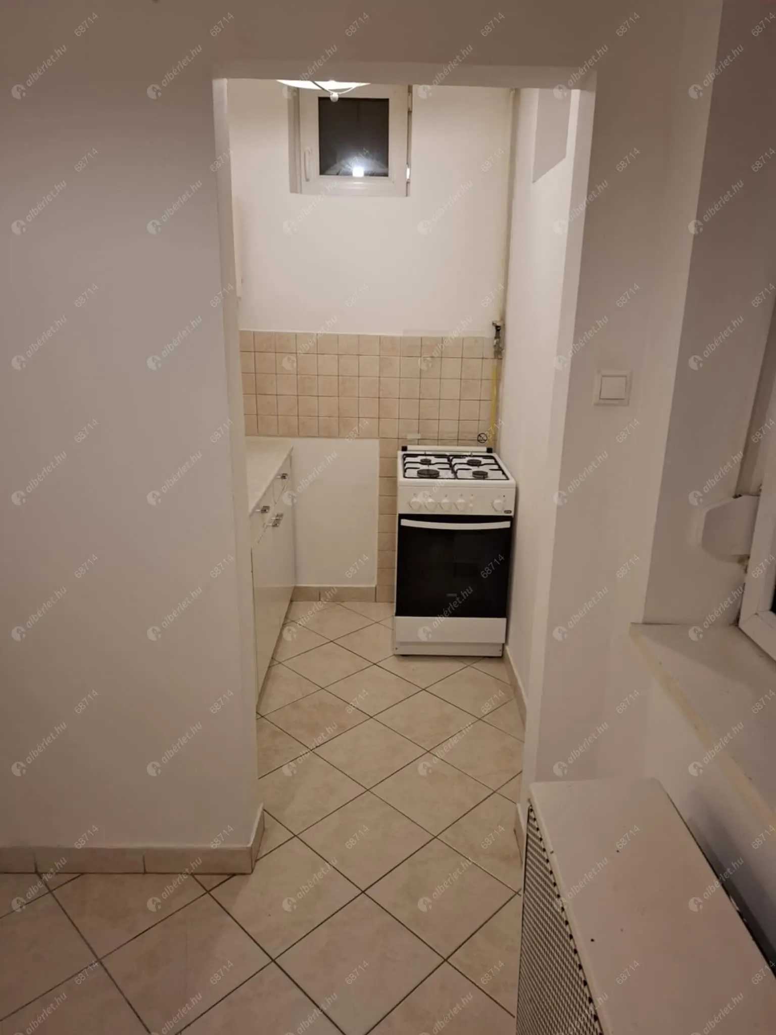 Kiadó albérlet 200000 Ft/hó áron: Budapest, II. kerület  Vöröstorony utca. Mérete: 38 nm, 1 szobás | Alberlet.hu - 6633829