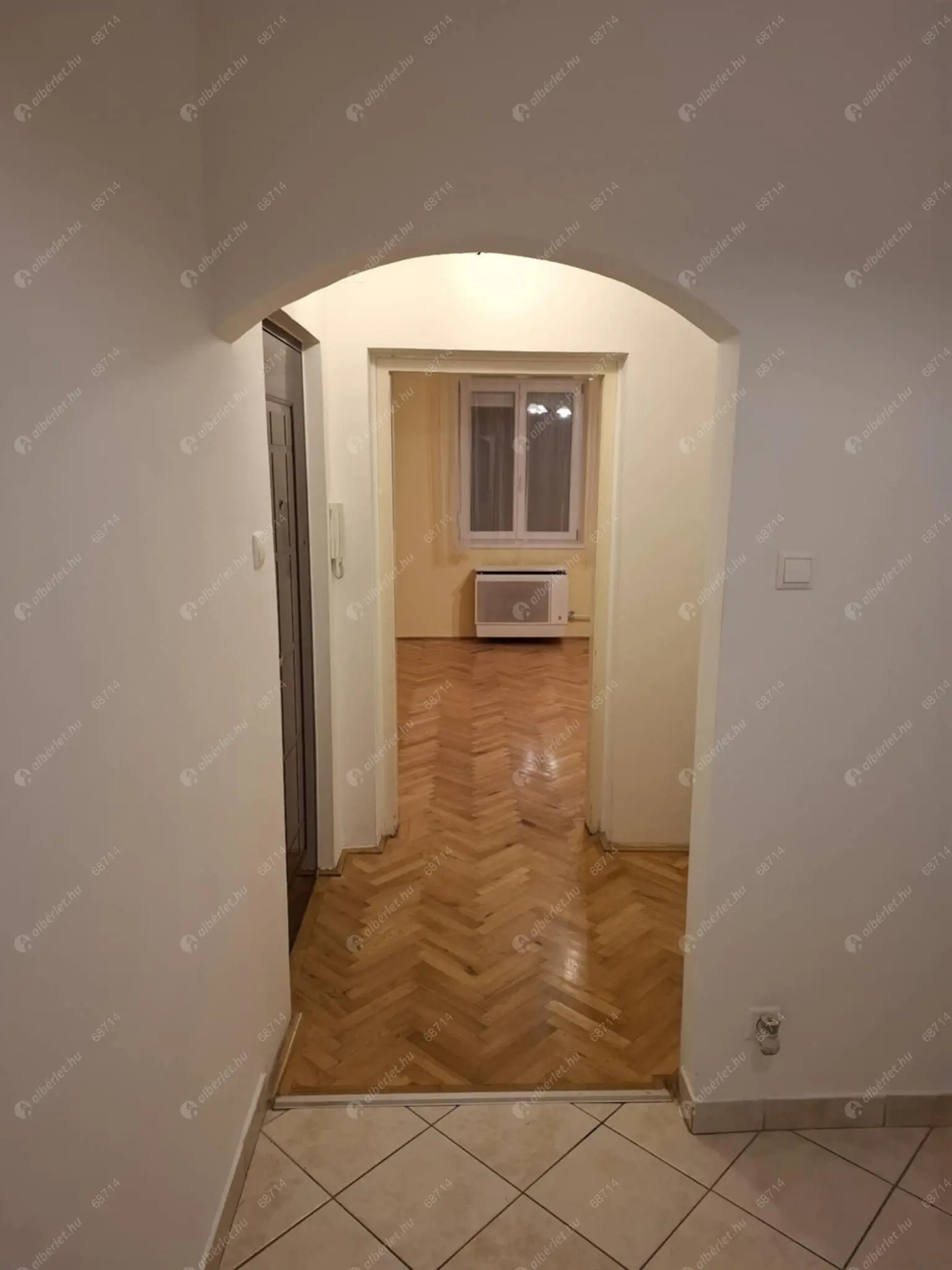 Kiadó albérlet 200000 Ft/hó áron: Budapest, II. kerület  Vöröstorony utca. Mérete: 38 nm, 1 szobás | Alberlet.hu - 6633833