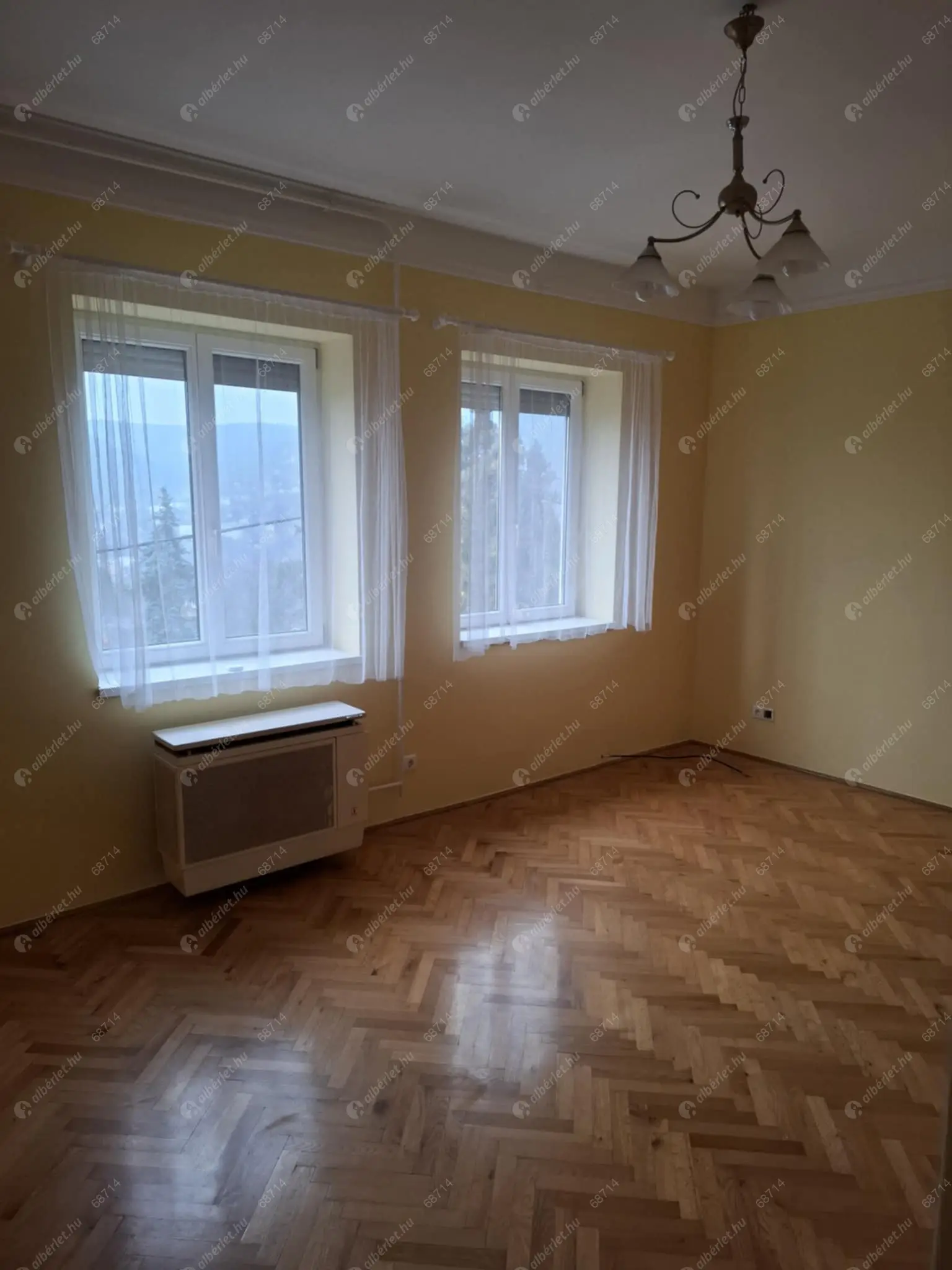 Kiadó albérlet 200000 Ft/hó áron: Budapest, II. kerület  Vöröstorony utca. Mérete: 38 nm, 1 szobás | Alberlet.hu - 6633841