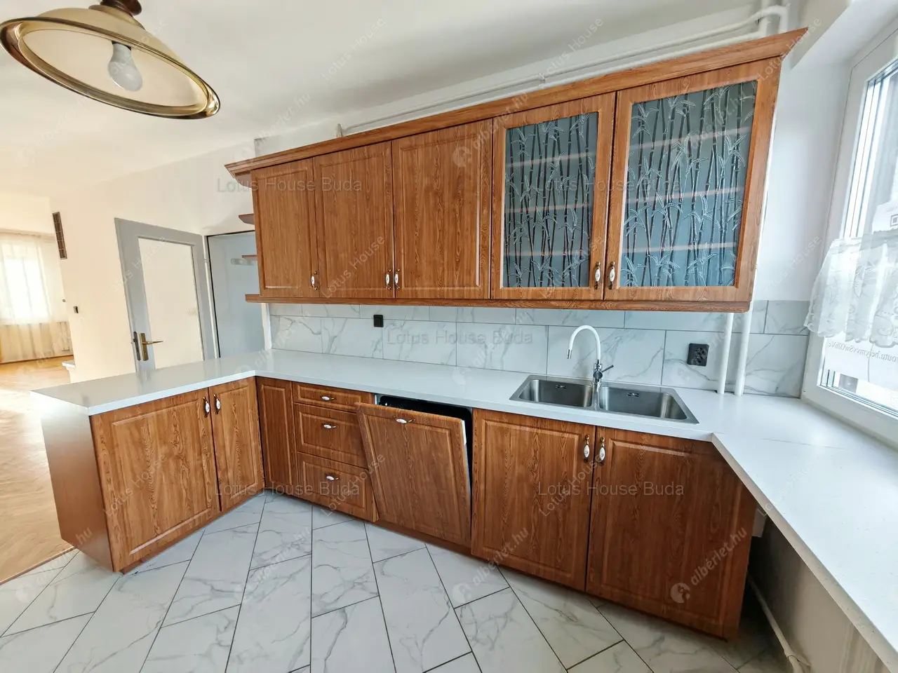 Kiadó albérlet 963000 Ft/hó áron: Budapest, II. kerület  Zöldkő utca. Mérete: 220 nm, 5 szobás | Alberlet.hu - 6604322