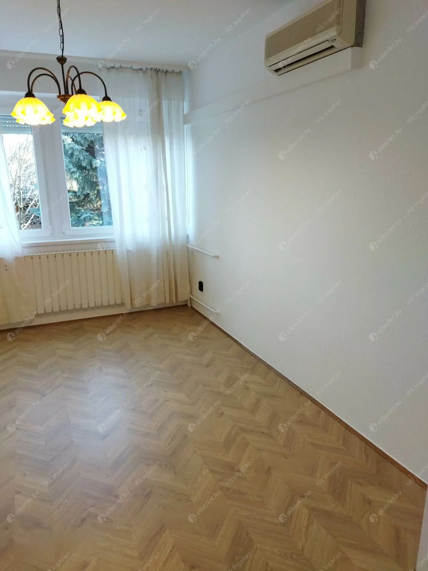 Kiadó albérlet 952000 Ft/hó áron: Budapest, II. kerület  Zöldkő utca. Mérete: 230 nm, 5 szobás | Alberlet.hu - 6468414