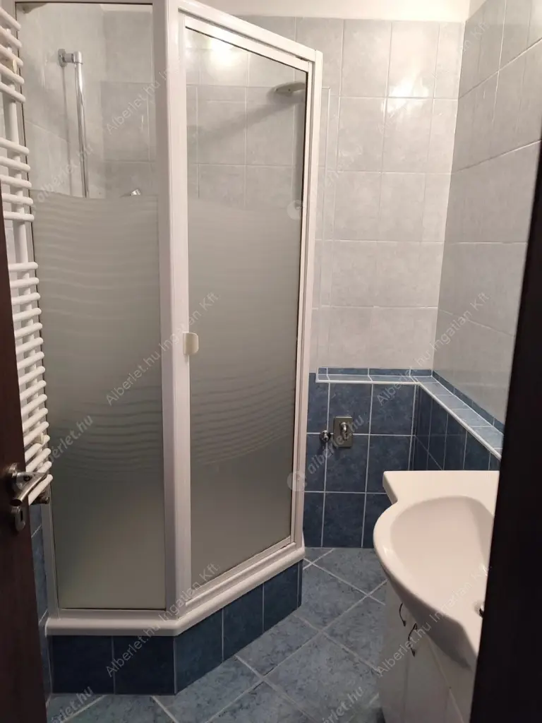 Kiadó albérlet 320000 Ft/hó áron: Budapest, II. kerület  Zöldlomb utca. Mérete: 60 nm, 3 szobás | Alberlet.hu - 6565770