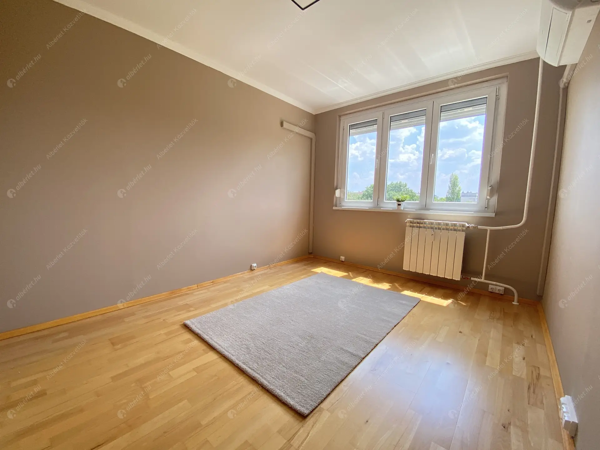 Kiadó albérlet 240000 Ft/hó áron: Budapest, III. kerület  Ágoston utca. Mérete: 66 nm, 3 szobás | Alberlet.hu - 6009330