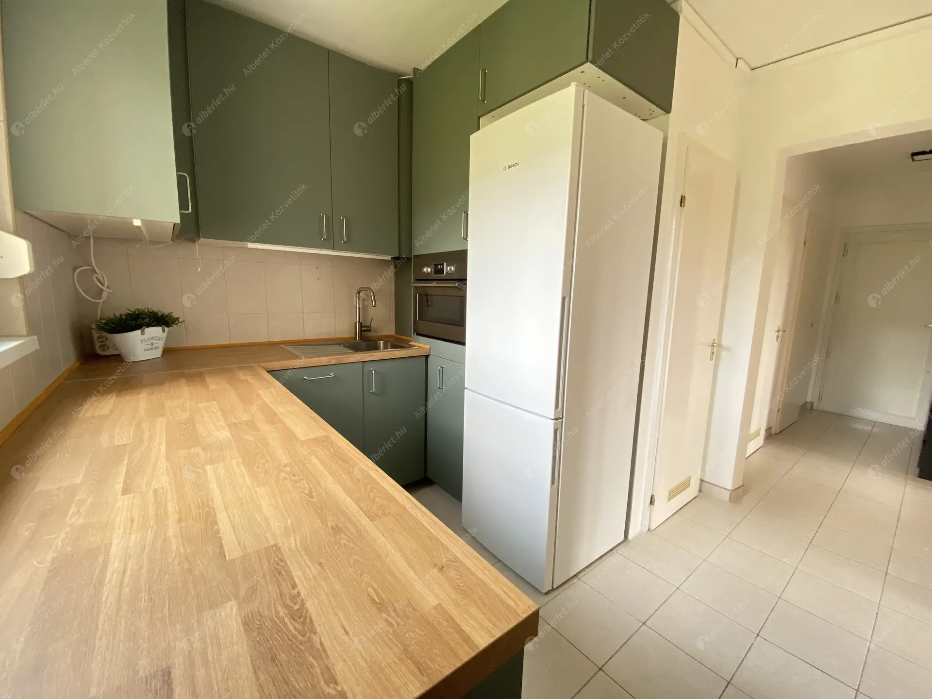 Kiadó albérlet 240000 Ft/hó áron: Budapest, III. kerület  Ágoston utca. Mérete: 66 nm, 3 szobás | Alberlet.hu - 6009334