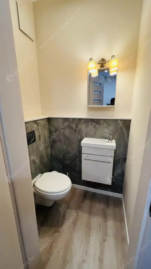 Kiadó albérlet 450000 Ft/hó áron: Budapest, III. kerület  Almási Balogh Lóránd utca. Mérete: 80 nm, 3 szobás | Alberlet.hu - 6595093