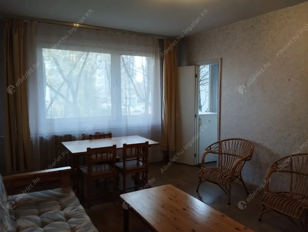 Kiadó albérlet 185000 Ft/hó áron: Budapest, III. kerület  Amfiteátrum utca. Mérete: 27 nm, 1 szobás | Alberlet.hu - 6593144