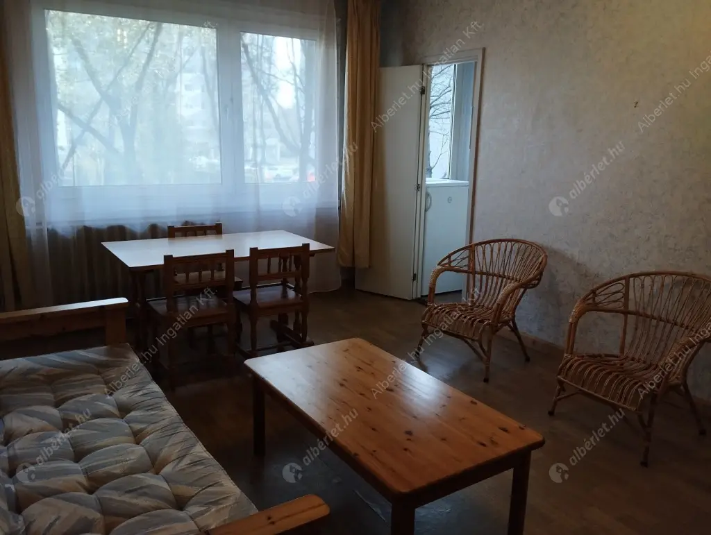 Kiadó albérlet 185000 Ft/hó áron: Budapest, III. kerület  Amfiteátrum utca. Mérete: 27 nm, 1 szobás | Alberlet.hu - 6593145