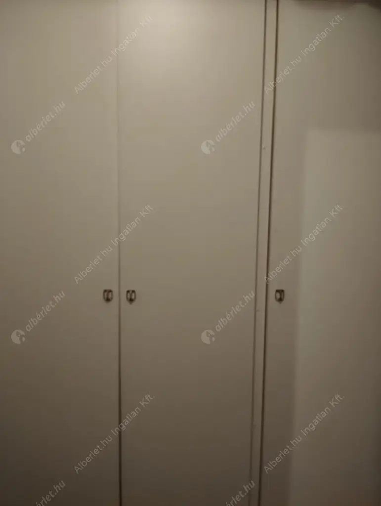 Kiadó albérlet 185000 Ft/hó áron: Budapest, III. kerület  Amfiteátrum utca. Mérete: 27 nm, 1 szobás | Alberlet.hu - 6593146