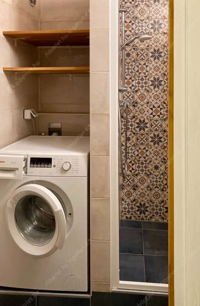 Kiadó albérlet 260000 Ft/hó áron: Budapest, III. kerület  Amfiteátrum utca. Mérete: 53 nm, 2 szobás | Alberlet.hu - 6580857