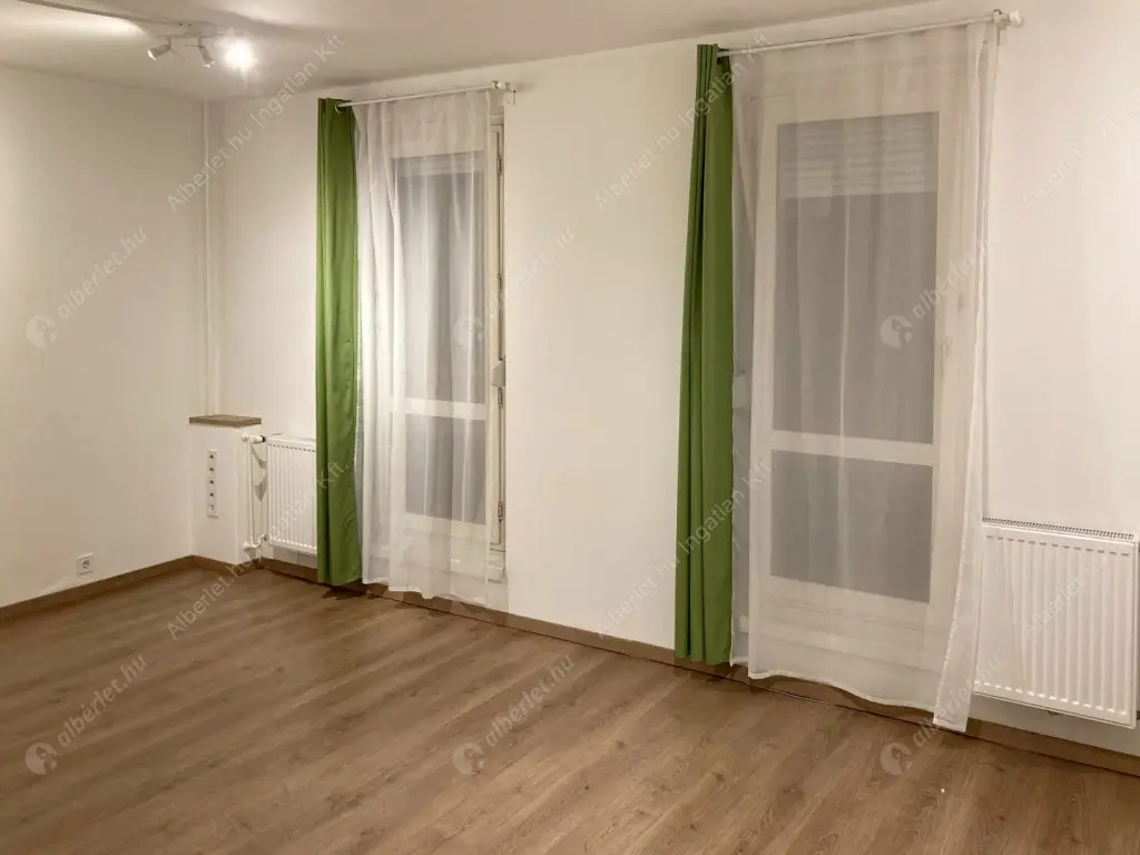 Kiadó albérlet 260000 Ft/hó áron: Budapest, III. kerület  Amfiteátrum utca. Mérete: 53 nm, 2 szobás | Alberlet.hu - 6580859