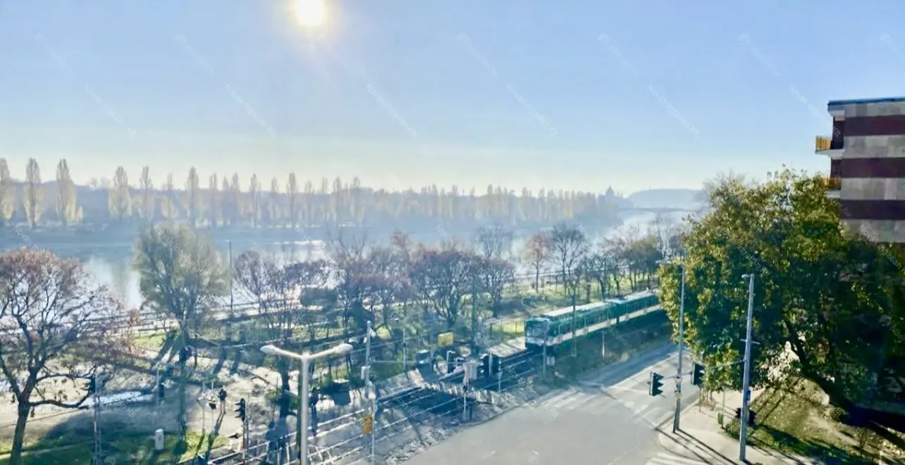 Kiadó albérlet 250000 Ft/hó áron: Budapest, III. kerület  Árpád fejedelem útja. Mérete: 40 nm, 1 szobás | Alberlet.hu - 6683103