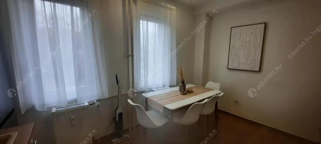 Kiadó albérlet 349000 Ft/hó áron: Budapest, III. kerület  Árpád fejedelem útja. Mérete: 62 nm, 2 szobás | Alberlet.hu - 6598774