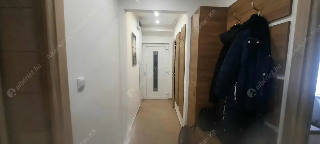 Kiadó albérlet 349000 Ft/hó áron: Budapest, III. kerület  Árpád fejedelem útja. Mérete: 62 nm, 2 szobás | Alberlet.hu - 6598786