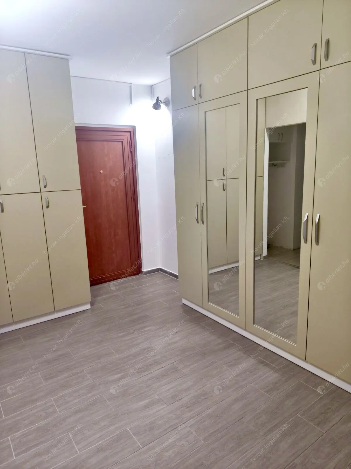 Kiadó albérlet 250000 Ft/hó áron: Budapest, III. kerület  Bálint György utca. Mérete: 57 nm, 2 szobás | Alberlet.hu - 6585520