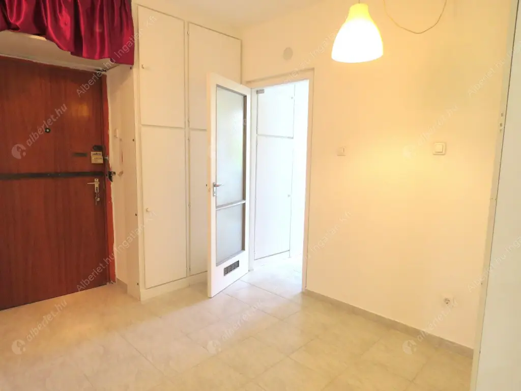 Kiadó albérlet 230000 Ft/hó áron: Budapest, III. kerület  Bálint György utca. Mérete: 57 nm, 1 szobás | Alberlet.hu - 6591422