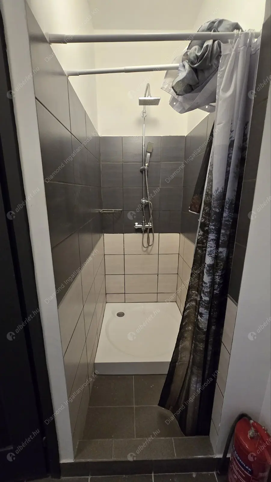 Kiadó albérlet 450000 Ft/hó áron: Budapest, III. kerület  Batthyány utca. Mérete: 120 nm, 4 szobás | Alberlet.hu - 6587884