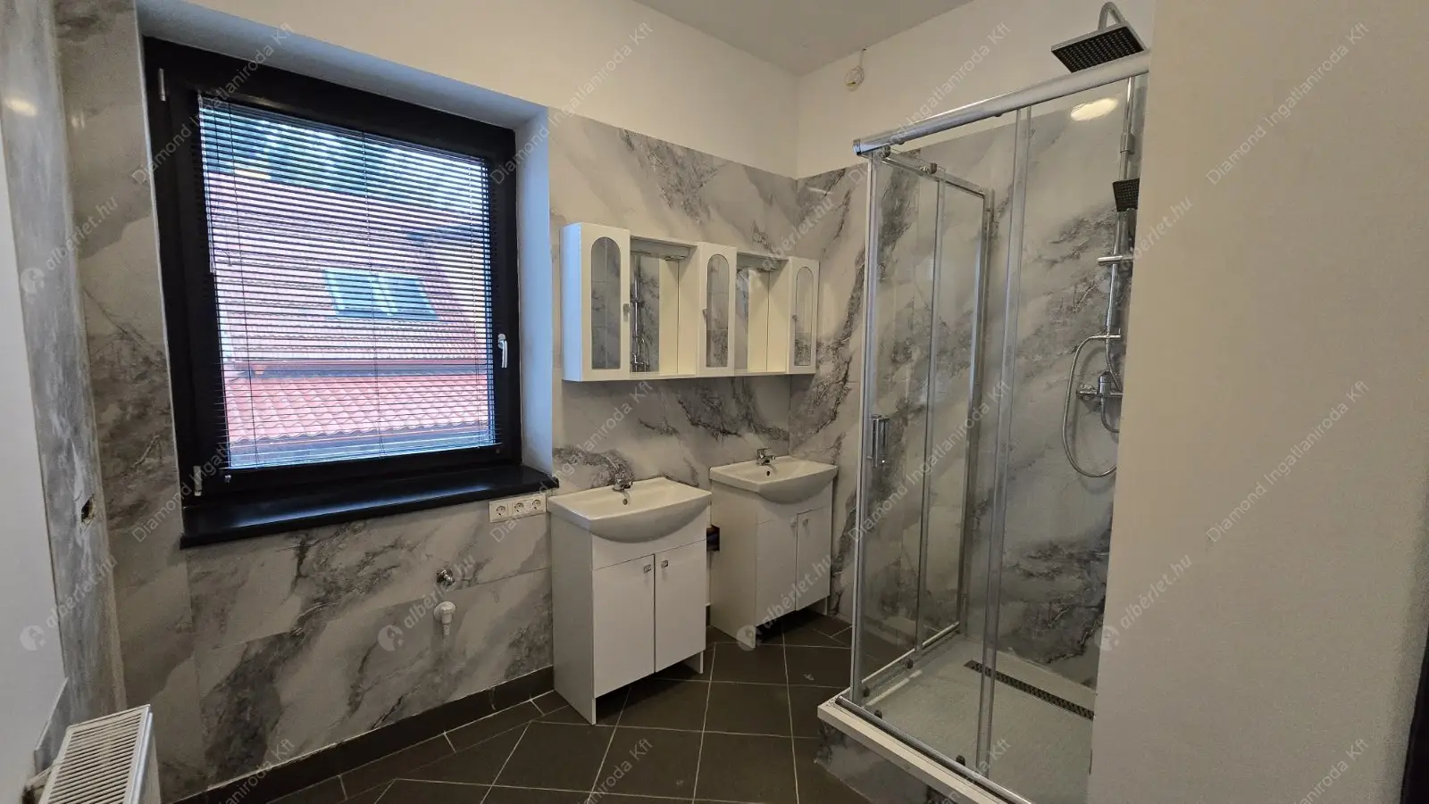 Kiadó albérlet 450000 Ft/hó áron: Budapest, III. kerület  Batthyány utca. Mérete: 120 nm, 4 szobás | Alberlet.hu - 6587887