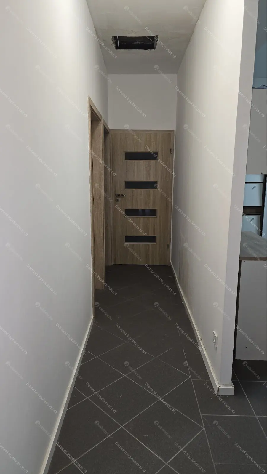 Kiadó albérlet 550000 Ft/hó áron: Budapest, III. kerület  Batthyány utca. Mérete: 130 nm, 4 szobás | Alberlet.hu - 6646600