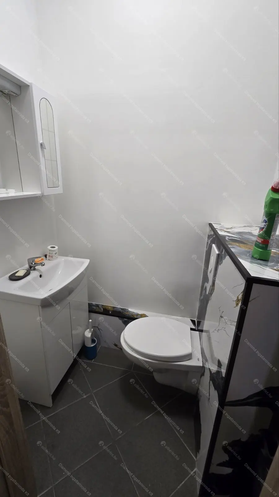 Kiadó albérlet 550000 Ft/hó áron: Budapest, III. kerület  Batthyány utca. Mérete: 130 nm, 4 szobás | Alberlet.hu - 6646615