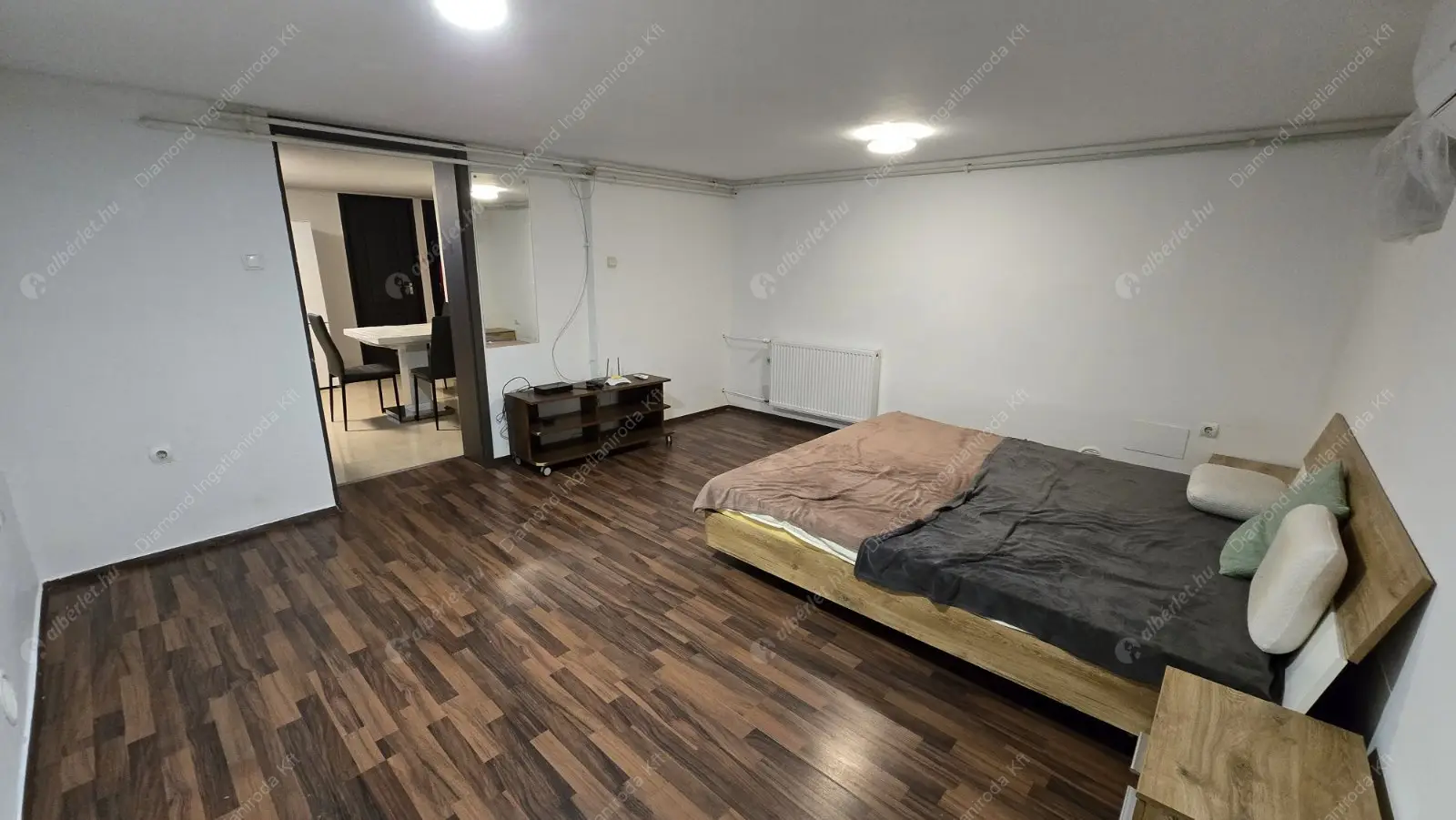 Kiadó albérlet 180000 Ft/hó áron: Budapest, III. kerület  Batthyány utca. Mérete: 43 nm, 1 szobás | Alberlet.hu - 6630938