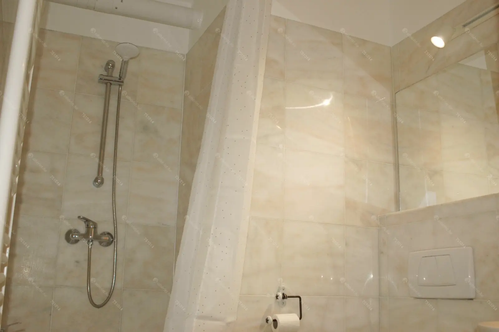 Kiadó albérlet 220000 Ft/hó áron: Budapest, III. kerület  Bécsi út  . Mérete: 33 nm, 1 szobás | Alberlet.hu - 6325235