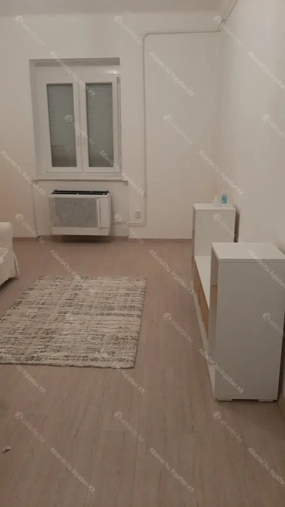 Kiadó albérlet 175000 Ft/hó áron: Budapest, III. kerület  Bécsi út. Mérete: 32 nm, 1 szobás | Alberlet.hu - 6640485