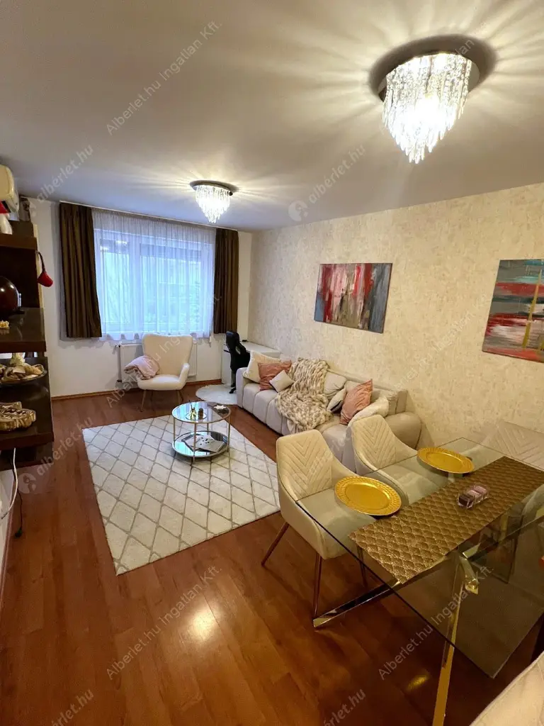 Kiadó albérlet 280000 Ft/hó áron: Budapest, III. kerület  Bécsi út. Mérete: 45 nm, 2 szobás | Alberlet.hu - 6637906