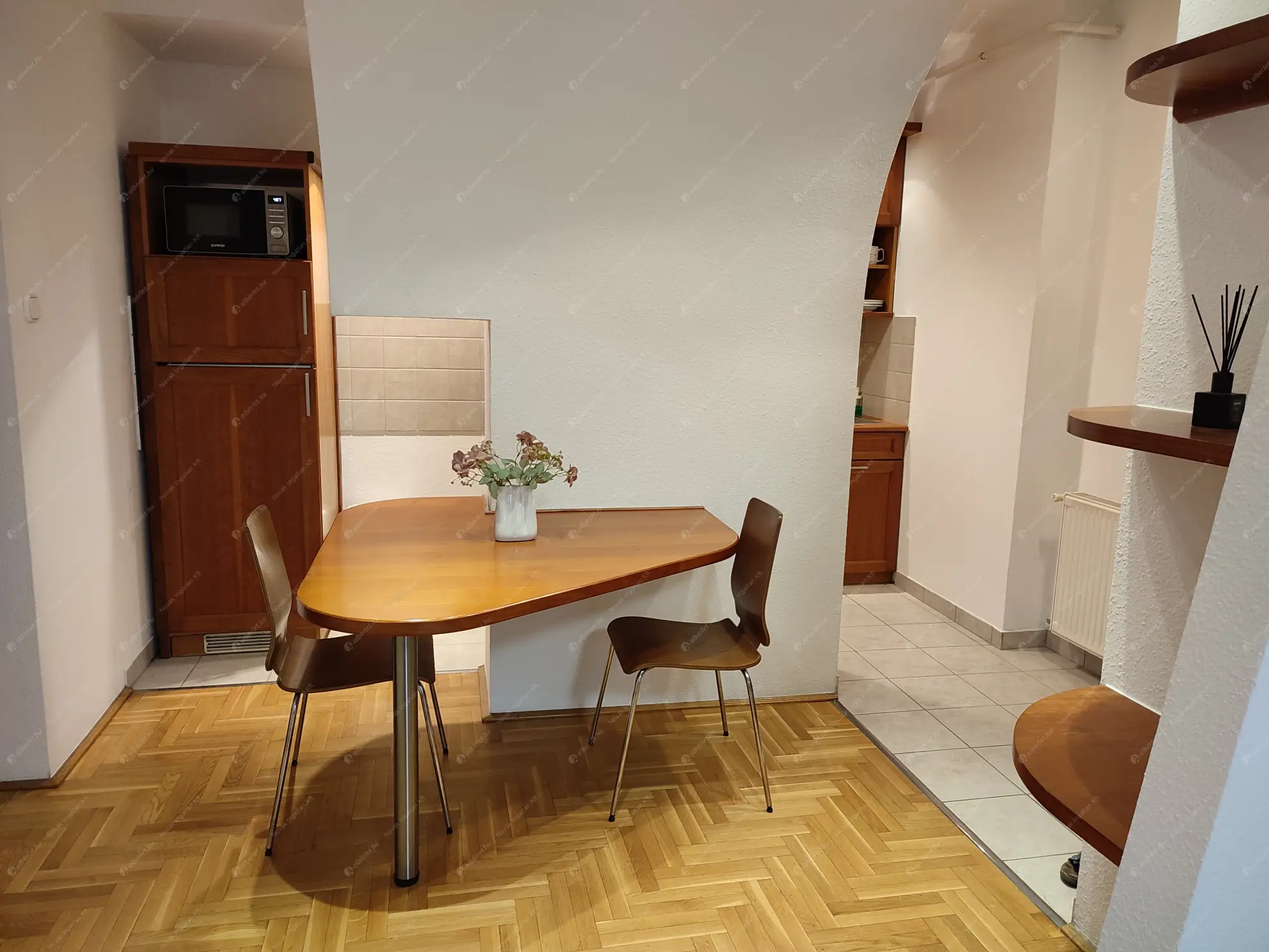 Kiadó albérlet 300000 Ft/hó áron: Budapest, III. kerület  Bécsi út. Mérete: 50 nm, 1 szobás | Alberlet.hu - 6620772