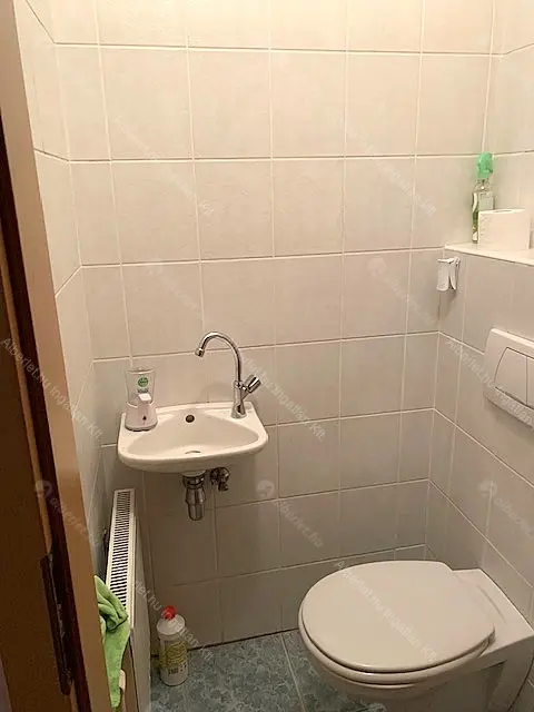 Kiadó albérlet 300000 Ft/hó áron: Budapest, III. kerület  Bécsi út. Mérete: 87 nm, 2 szobás | Alberlet.hu - 6710019