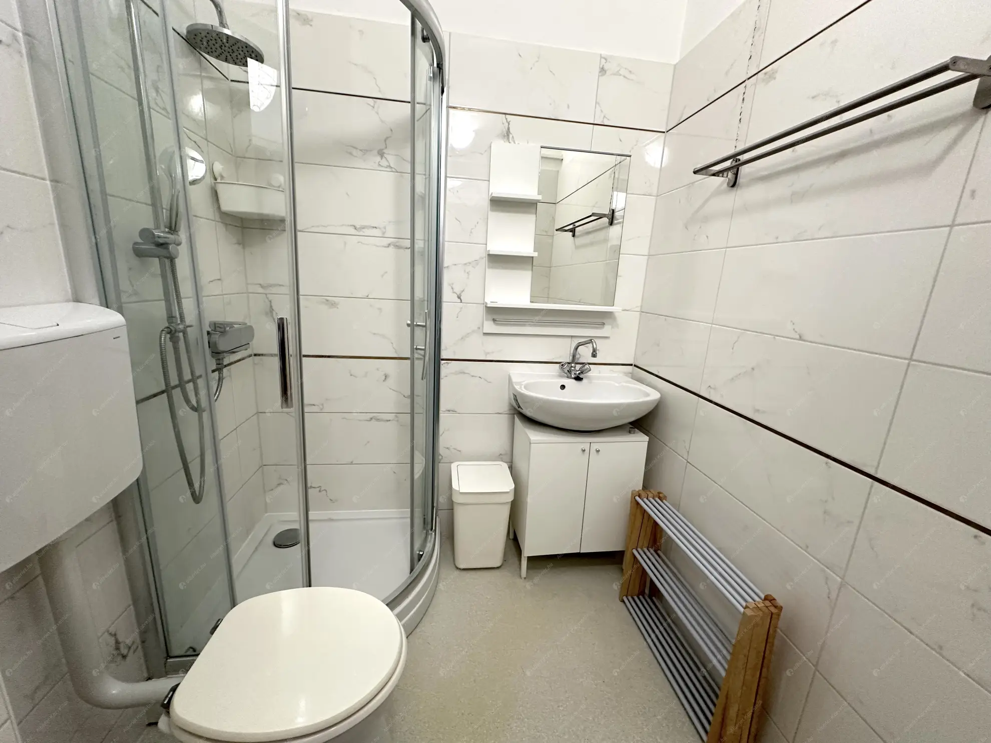 Kiadó albérlet 180000 Ft/hó áron: Budapest, III. kerület  Beszterce utca. Mérete: 33 nm, 1 szobás | Alberlet.hu - 6593979