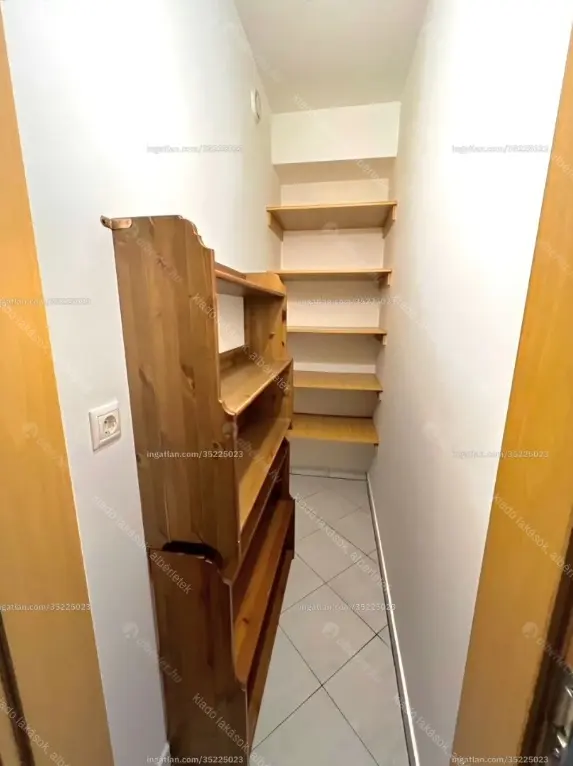 Kiadó albérlet 240000 Ft/hó áron: Budapest, III. kerület  Bóbita utca. Mérete: 55 nm, 2 szobás | Alberlet.hu - 6653521