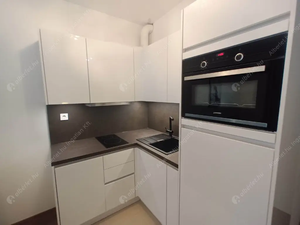 Kiadó albérlet 270000 Ft/hó áron: Budapest, III. kerület  Bogdáni út. Mérete: 30 nm, 1 szobás | Alberlet.hu - 6588214