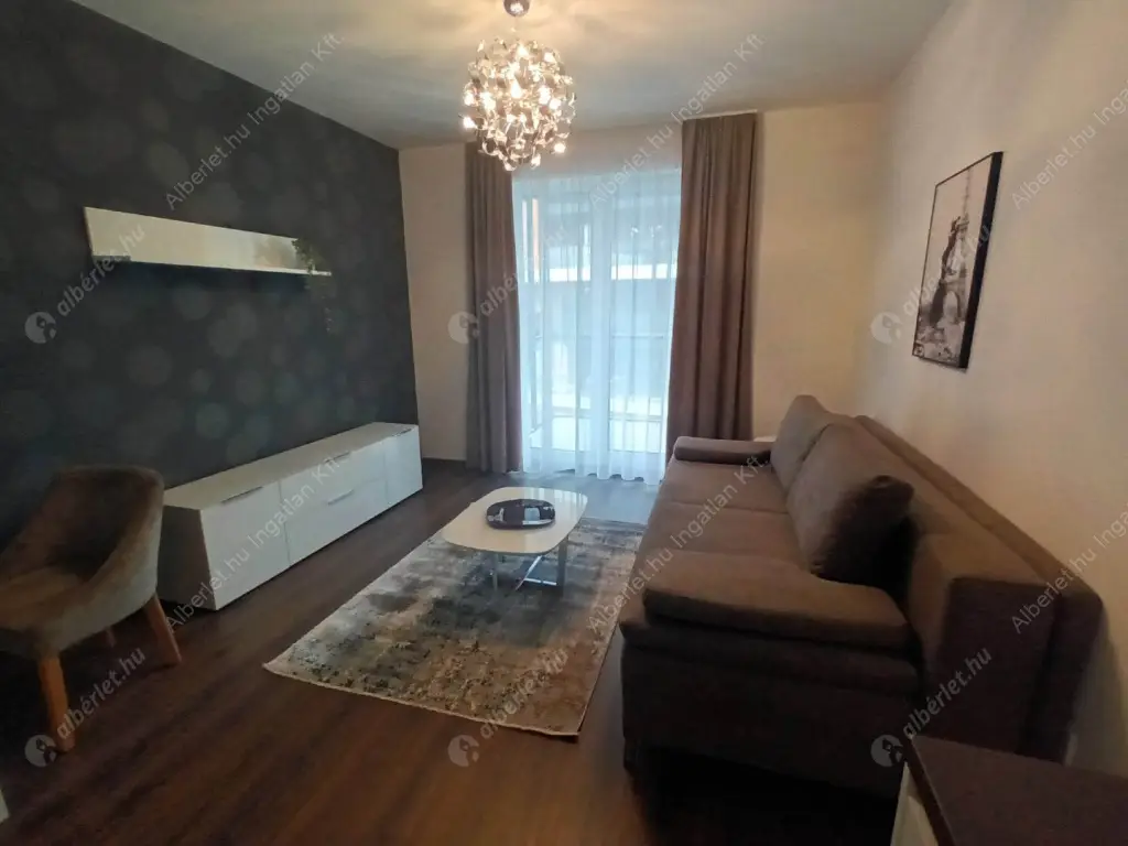 Kiadó albérlet 270000 Ft/hó áron: Budapest, III. kerület  Bogdáni út. Mérete: 30 nm, 1 szobás | Alberlet.hu - 6588221