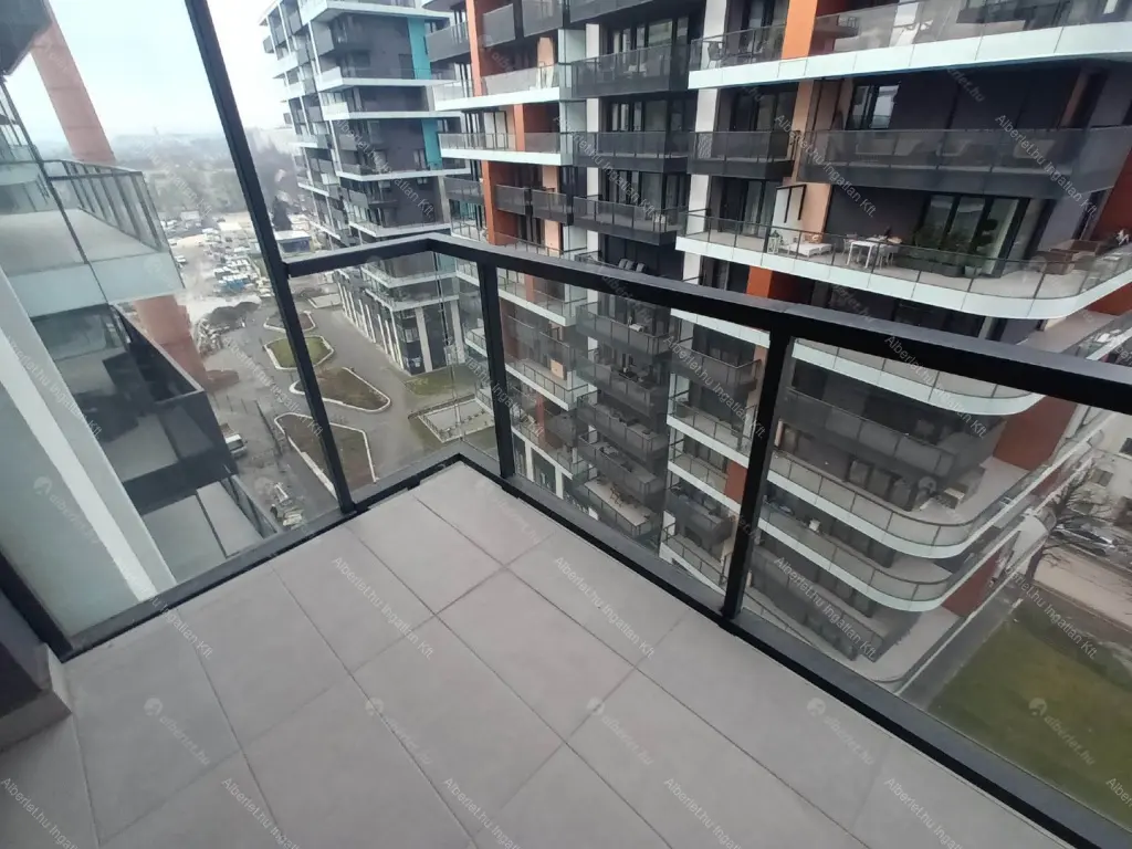 Kiadó albérlet 240000 Ft/hó áron: Budapest, III. kerület  Bogdáni út. Mérete: 30 nm, 1 szobás | Alberlet.hu - 6664094