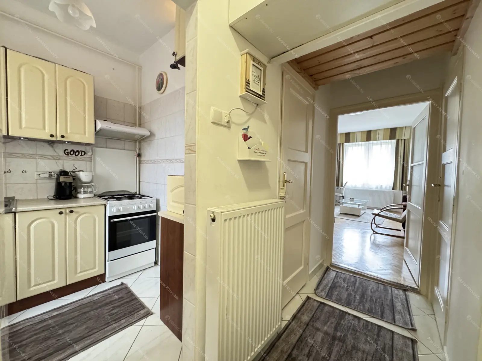 Kiadó albérlet 200000 Ft/hó áron: Budapest, III. kerület  Bogdáni út. Mérete: 34 nm, 1 szobás | Alberlet.hu - 6661804