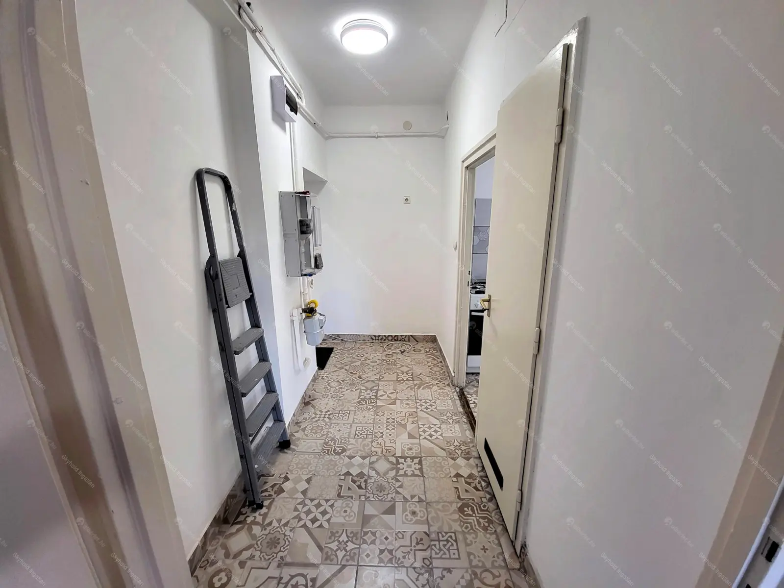 Kiadó albérlet 179000 Ft/hó áron: Budapest, III. kerület  Bogdáni út. Mérete: 35 nm, 1 szobás | Alberlet.hu - 6664134