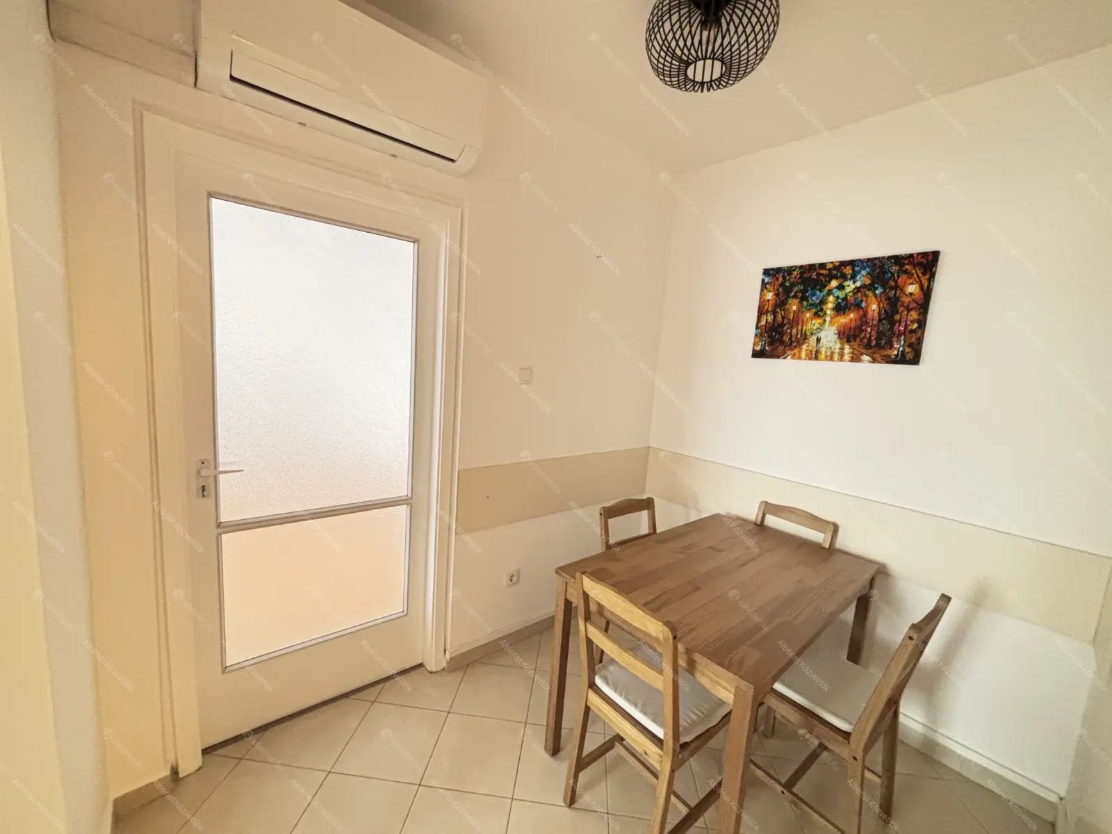 Kiadó albérlet 240000 Ft/hó áron: Budapest, III. kerület  Csobánka tér. Mérete: 51 nm, 2 szobás | Alberlet.hu - 6683858