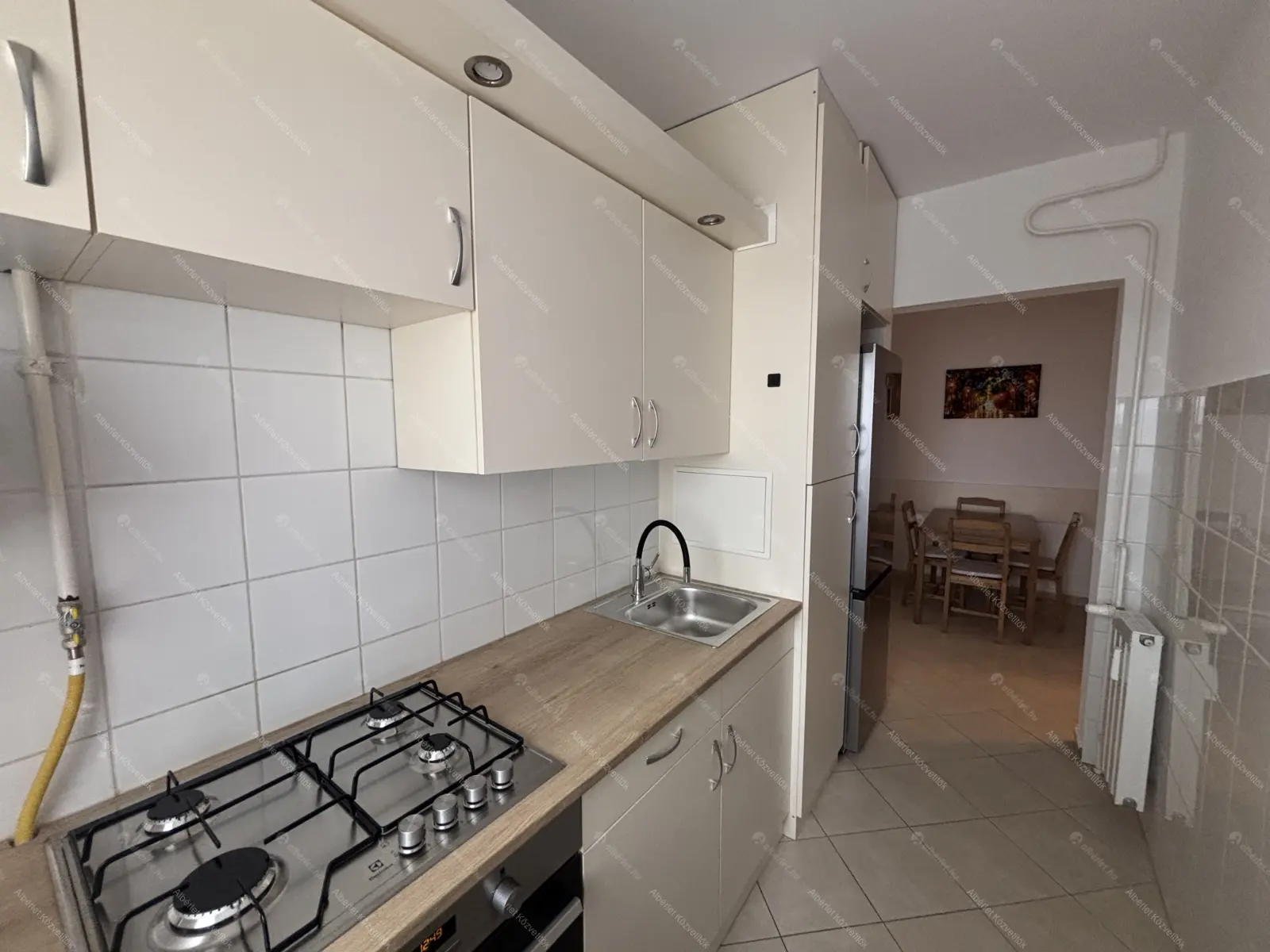 Kiadó albérlet 240000 Ft/hó áron: Budapest, III. kerület  Csobánka tér. Mérete: 51 nm, 2 szobás | Alberlet.hu - 6683862