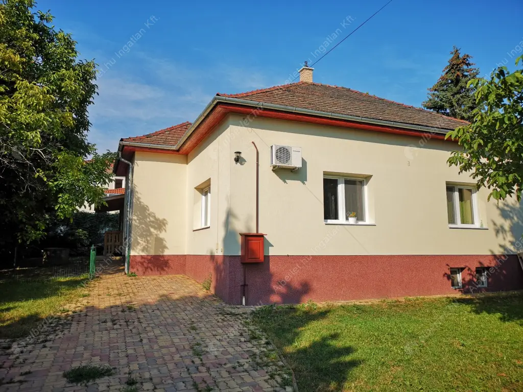 Kiadó albérlet 540000 Ft/hó áron: Budapest, III. kerület  Domoszló útja. Mérete: 147 nm, 4 szobás | Alberlet.hu - 6574822