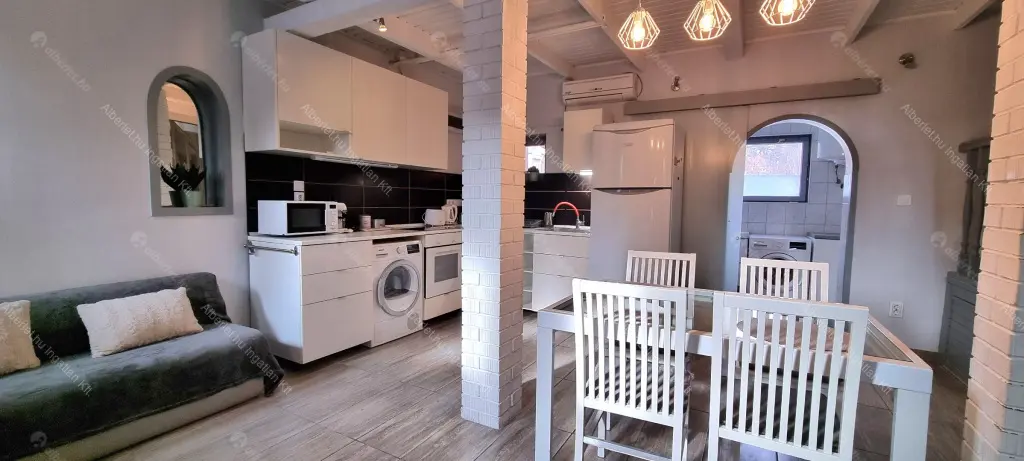 Kiadó albérlet 200000 Ft/hó áron: Budapest, III. kerület  Dózsa György utca. Mérete: 61 nm, 2 szobás | Alberlet.hu - 6674900