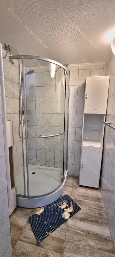 Kiadó albérlet 200000 Ft/hó áron: Budapest, III. kerület  Dózsa György utca. Mérete: 61 nm, 2 szobás | Alberlet.hu - 6674911