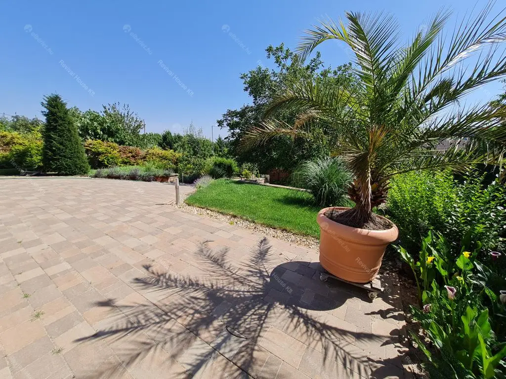 Kiadó albérlet 1300000 Ft/hó áron: Budapest, III. kerület  Éden utca. Mérete: 380 nm, 7 szobás | Alberlet.hu - 6688907