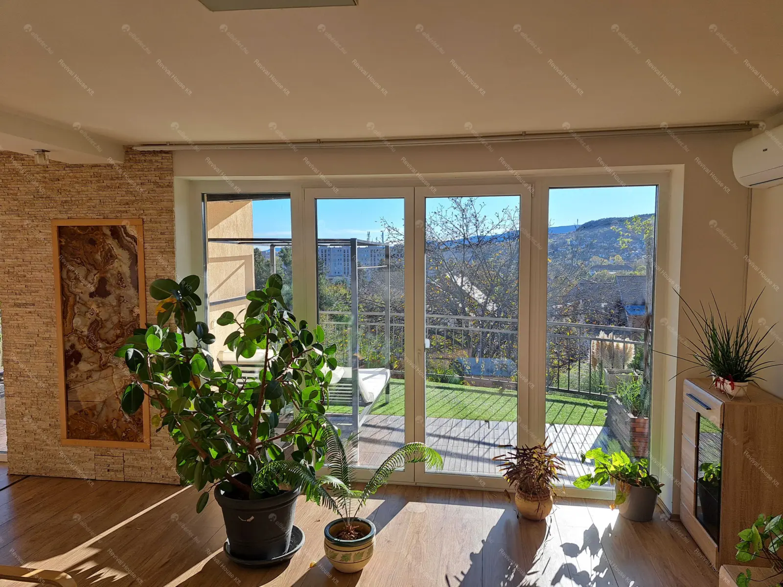 Kiadó albérlet 1300000 Ft/hó áron: Budapest, III. kerület  Éden utca. Mérete: 380 nm, 7 szobás | Alberlet.hu - 6688917