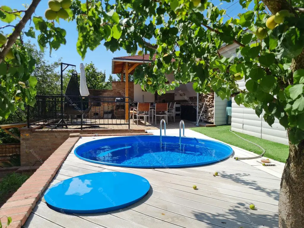 Kiadó albérlet 1300000 Ft/hó áron: Budapest, III. kerület  Éden utca. Mérete: 380 nm, 7 szobás | Alberlet.hu - 6669396